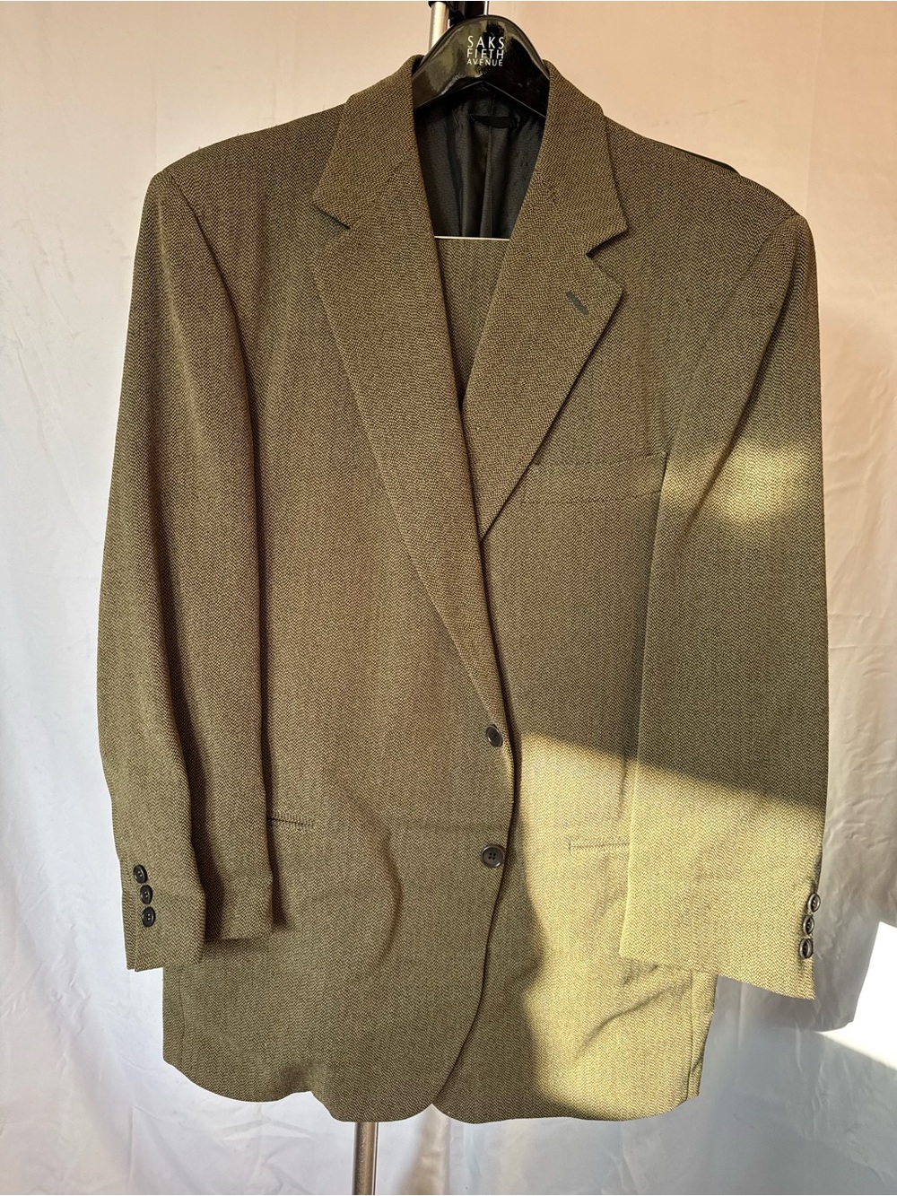 Men's Brown Herringbone Sport Coat - Classic Two-Button Blazer